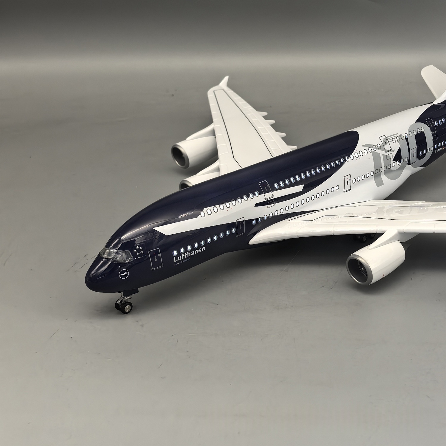 Neues 45cm Lufthansa A380 100  – Model Kit Airplane Bewertung und Preis