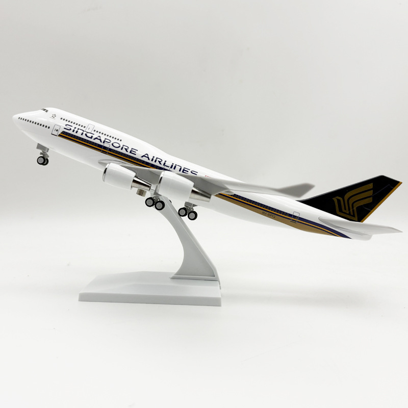 30 cm großes Singapore B747-Fl – Model Kit Singapore Bewertung und Preis
